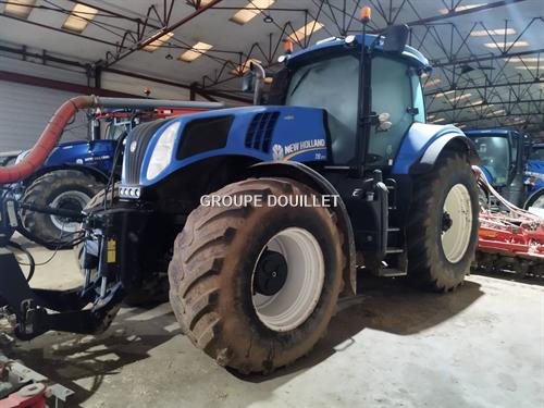 New Holland T8.330AC