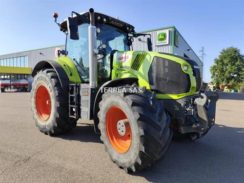 Claas AXION 870