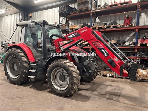 Massey Ferguson 5S.135