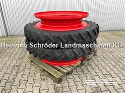 Kleber 300/90 R52 ZWILLINGE / Z.B. FENDT 700 S4