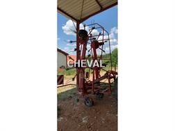 Kverneland 8076