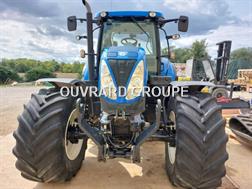 New Holland T7-210