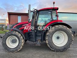 Valtra T144