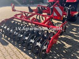 Horsch TERRANO 3 FX  GRUBBER  **VORFÜHRMASCHINE**