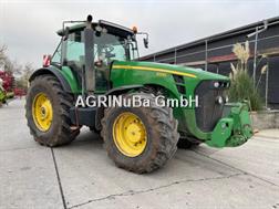 John Deere 8330