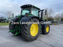 John Deere 6215