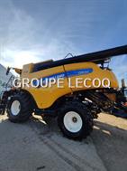 New Holland CR 8.90