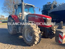 Massey Ferguson 7715