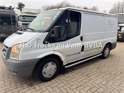 Ford Transit 85T260