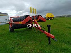 Kverneland ACTIROLL 830