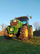 John Deere 6150 R