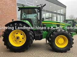 John Deere 7830