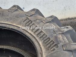 Trelleborg 480/70R34-420/70R 24 TM 700 REIFEN