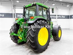 John Deere 6810