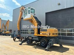 Liebherr A904C - Material Handler