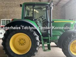 John Deere 6920