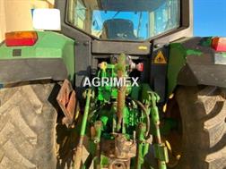 John Deere 6210