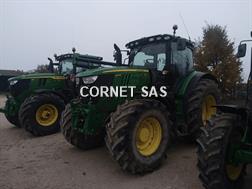 John Deere 6215R