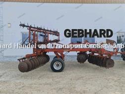 Knoche SX Scheibenegge mit Spatenrollegge