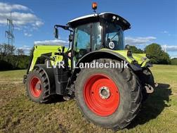 Claas ARION 620  