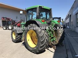 John Deere 6610