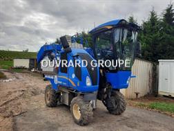 New Holland 7030M