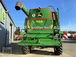 John Deere T 560