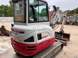 Takeuchi TB 235