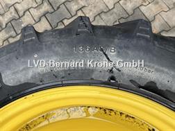 BKT 13.6R48
