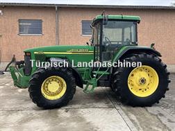 John Deere 8310