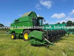 John Deere 2266