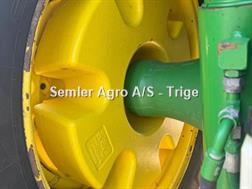 John Deere 8310 R
