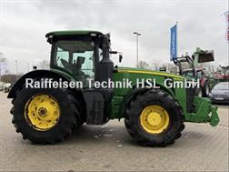 John Deere 8320 R  