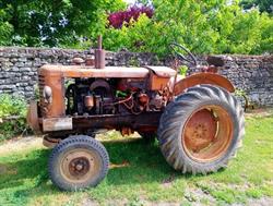 Renault Lot 2 tracteurs années 60
