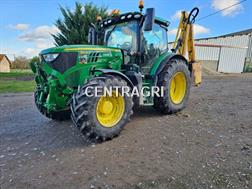 John Deere 6135R