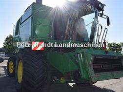 John Deere T 660
