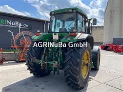 John Deere 7810