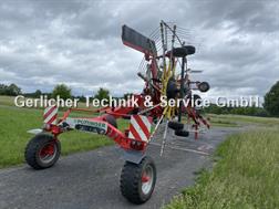 Pöttinger Top 812 mit hydr. Schwadtuchschwenkung