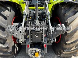 Claas XERION 5000  
