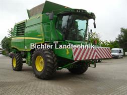 John Deere T 660