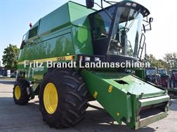 John Deere 2064