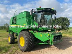 John Deere T 660