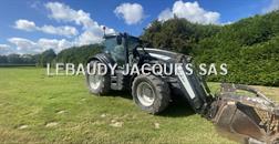 Valtra T154