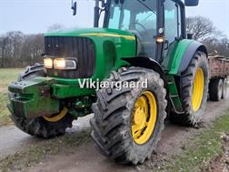 John Deere 6920