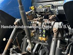 New Holland T 7030