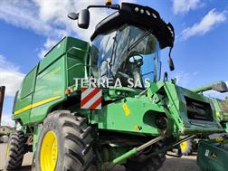 John Deere W550