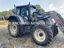 Valtra N 142
