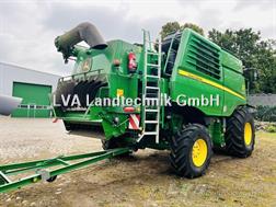 John Deere T 660