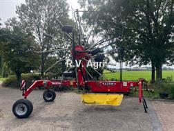 Fella TS 880