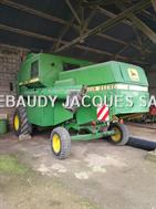 John Deere 1075